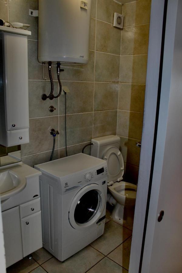 City Apartment Sanja Макарска Екстериор снимка