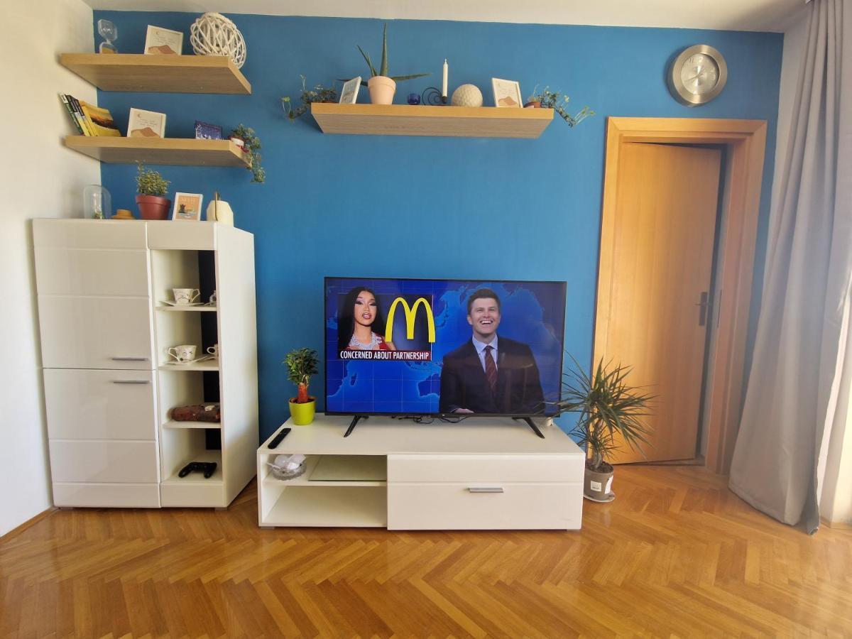 City Apartment Sanja Макарска Екстериор снимка