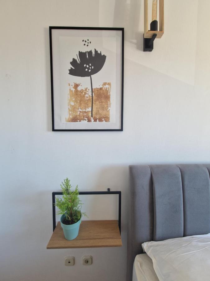 City Apartment Sanja Макарска Екстериор снимка